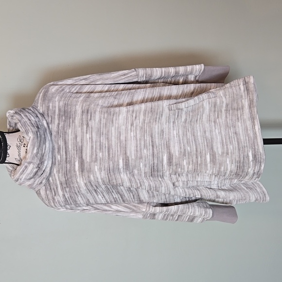 Sherpa Cowl neck - Picture 1 of 7